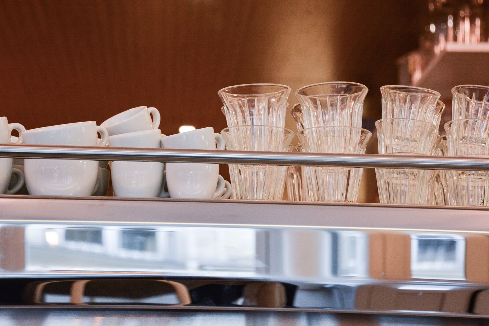 umami-matcha-cafe-restaurant-boutique-paris-by-le-polyedre (7)