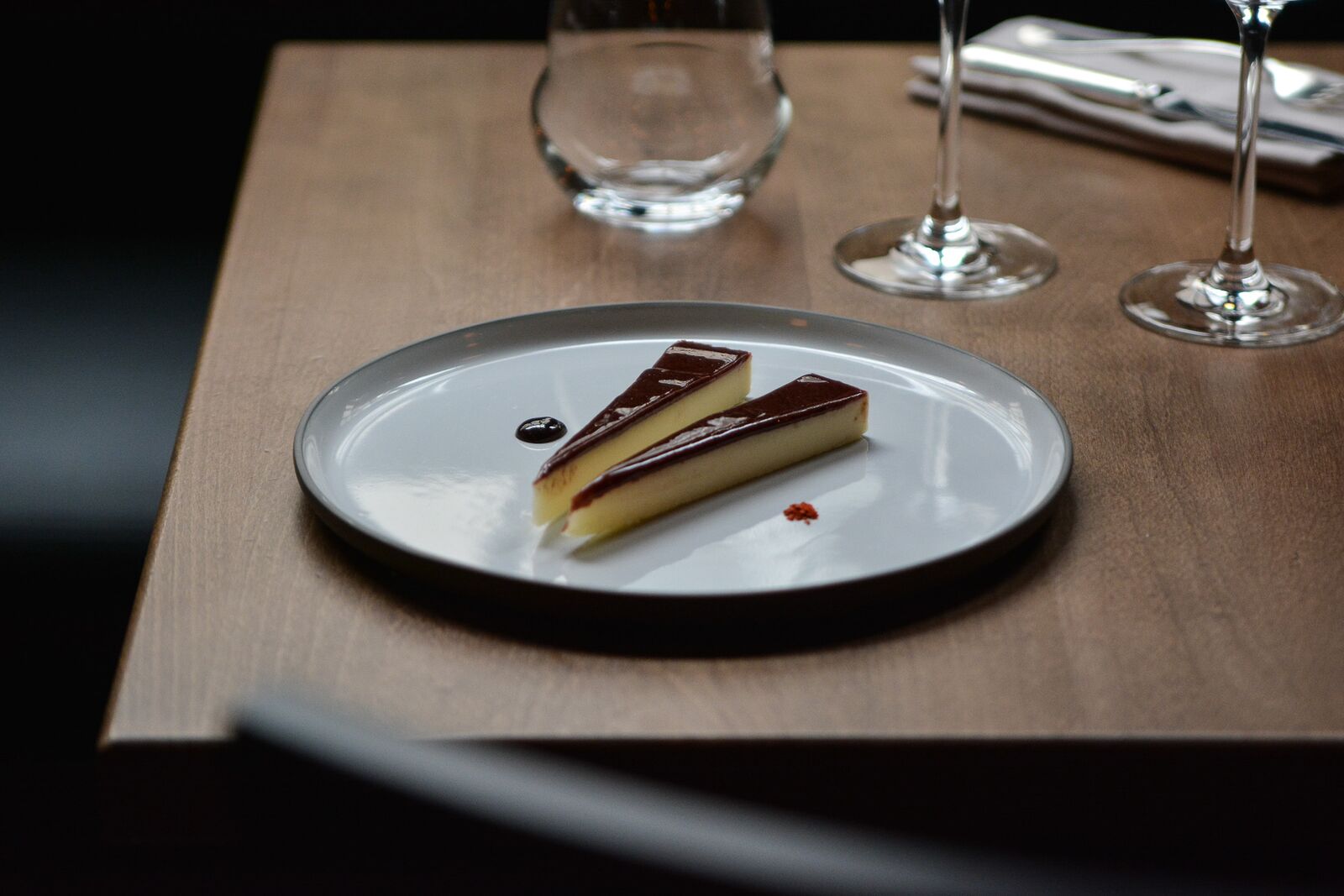 tomy and co paris restaurant