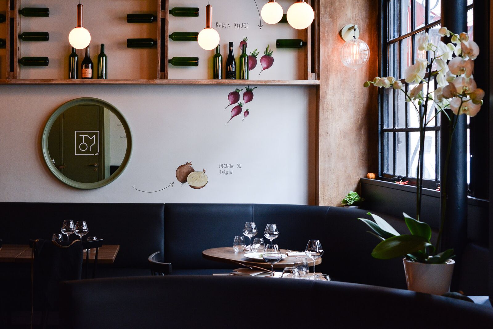 tomy and co paris restaurant