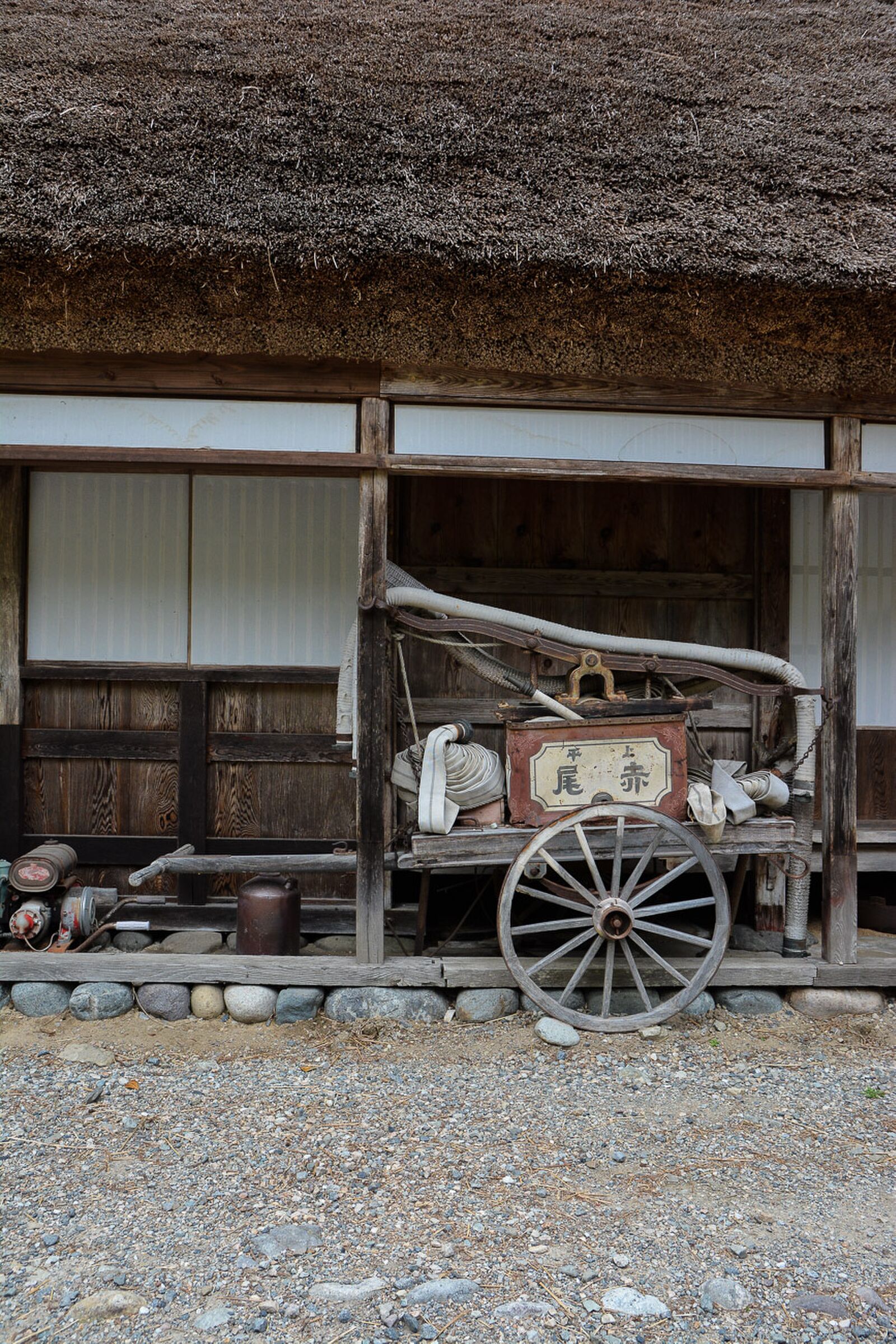 voyage dans le village Suganuma dans les Alpes Japonaises au Japon dans la région de Shirakawa-go