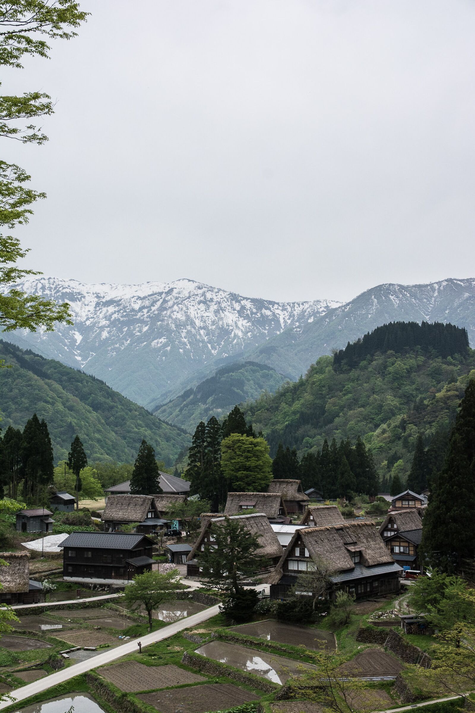 voyage dans le village Ainokura dans les Alpes Japonaises au Japon dans la région de Shirakawa-go