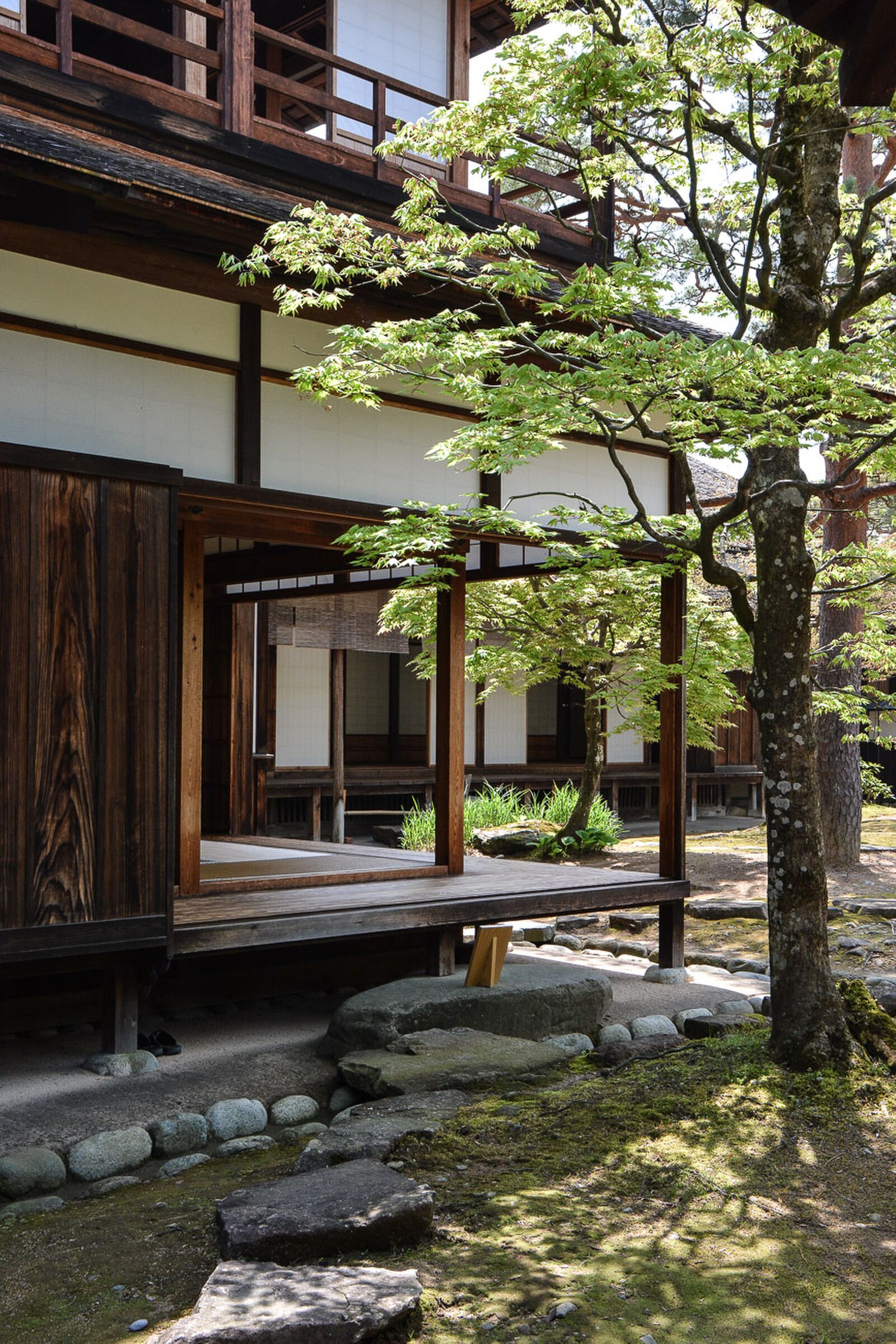 Le Takayama Jinja à Takayama, dans les alpes japonaises, Japon