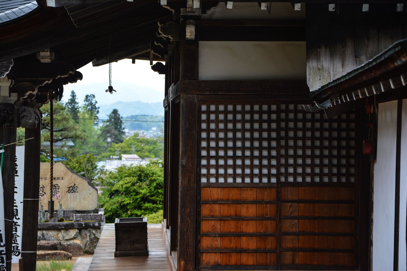 temples de Higashiyama Teramachi à Takayama dans les alpes japonaises, Japon